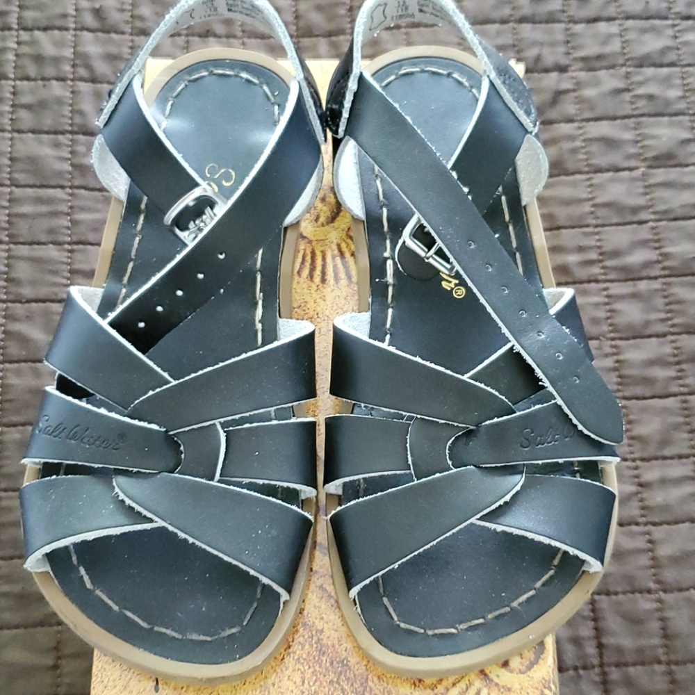 Salt water 886 sandal girls black